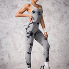Gray / S